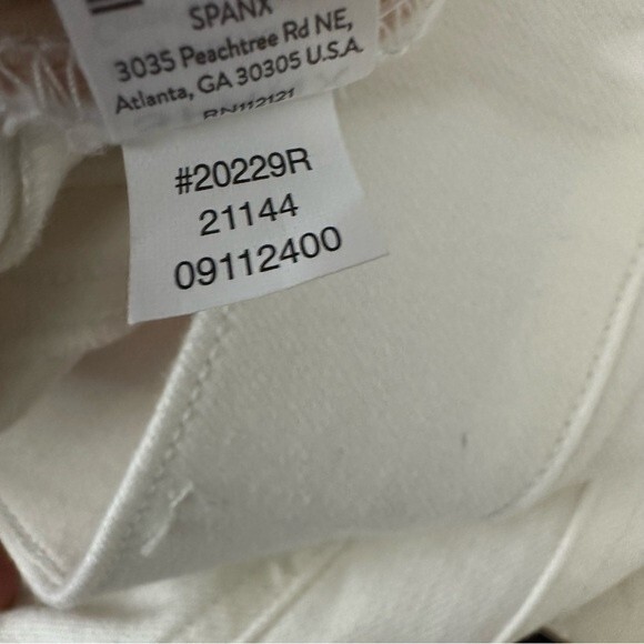 NWT Spanx Distressed Skinny Jeans Size M White - Picture 8 of 8